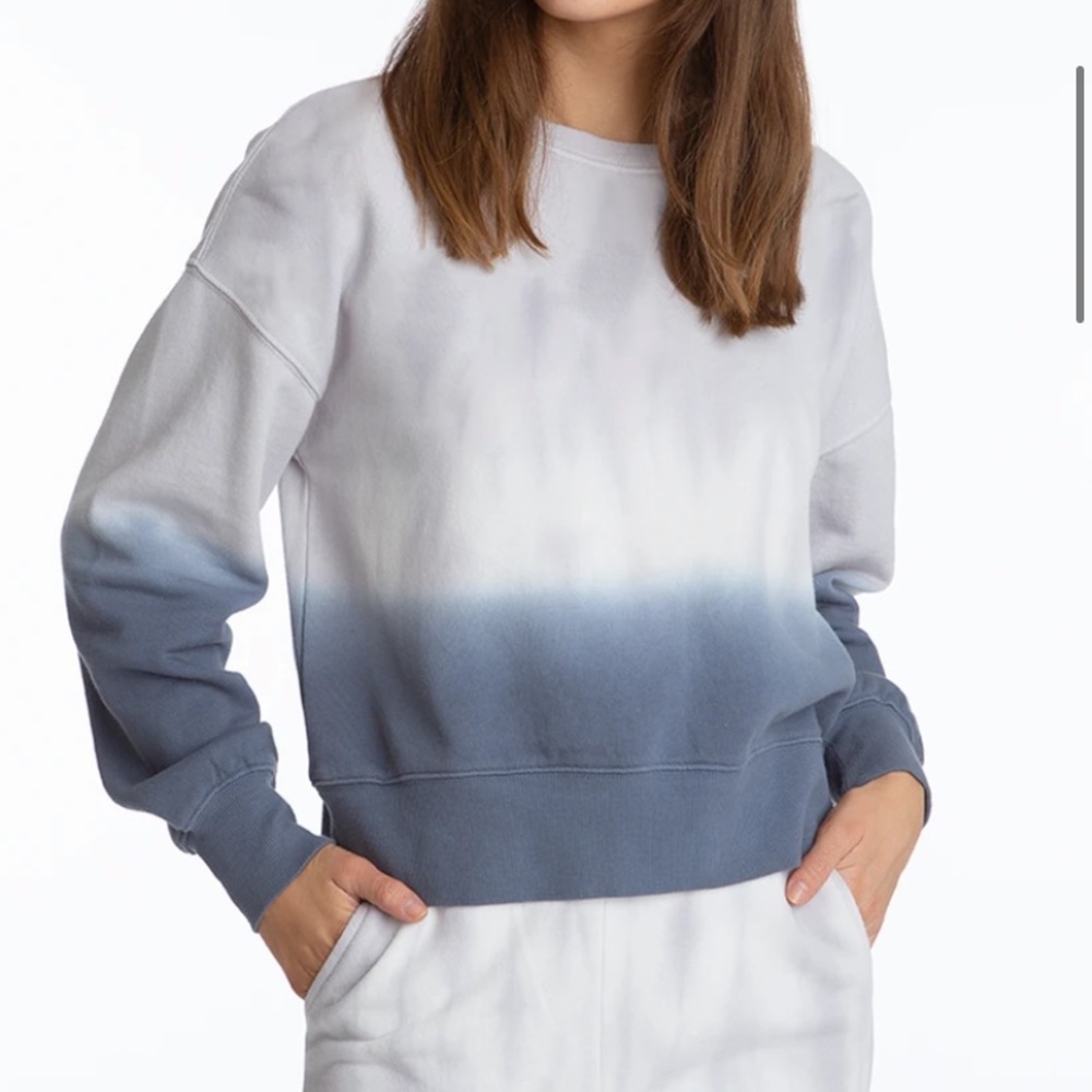 525 America sweatshirt